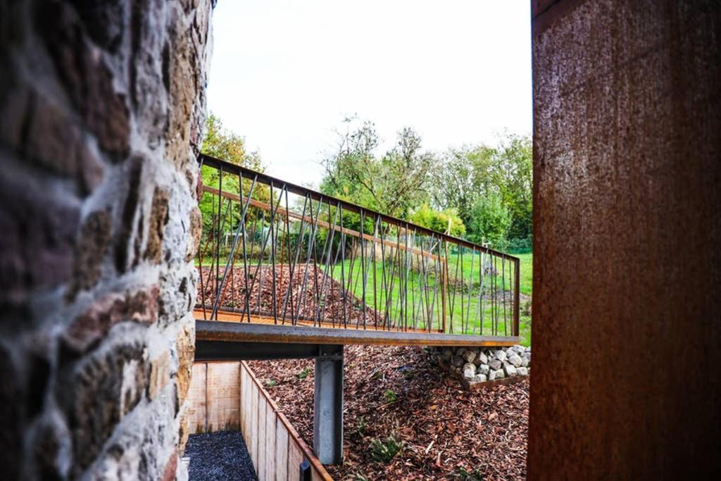 Amazon Corten Marche-en-Famenne Exteriér fotografie