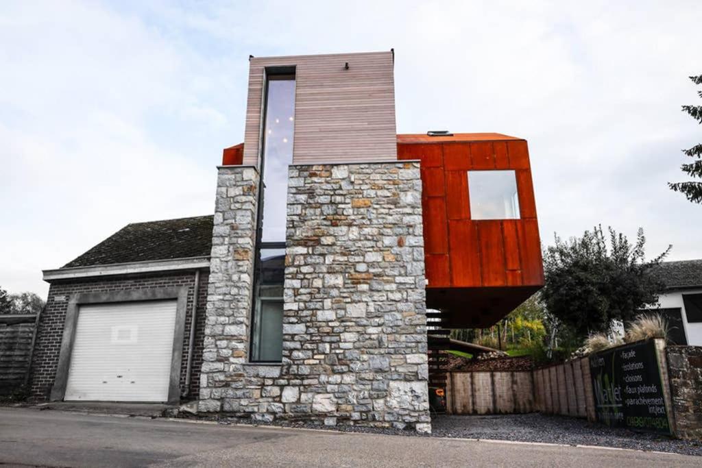 Amazon Corten Marche-en-Famenne Exteriér fotografie